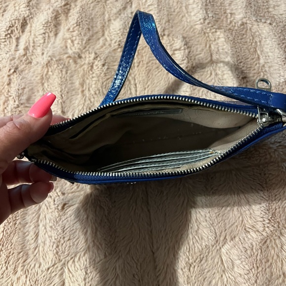 COPY - Michael Kors small pocketbook - Picture 2 of 2